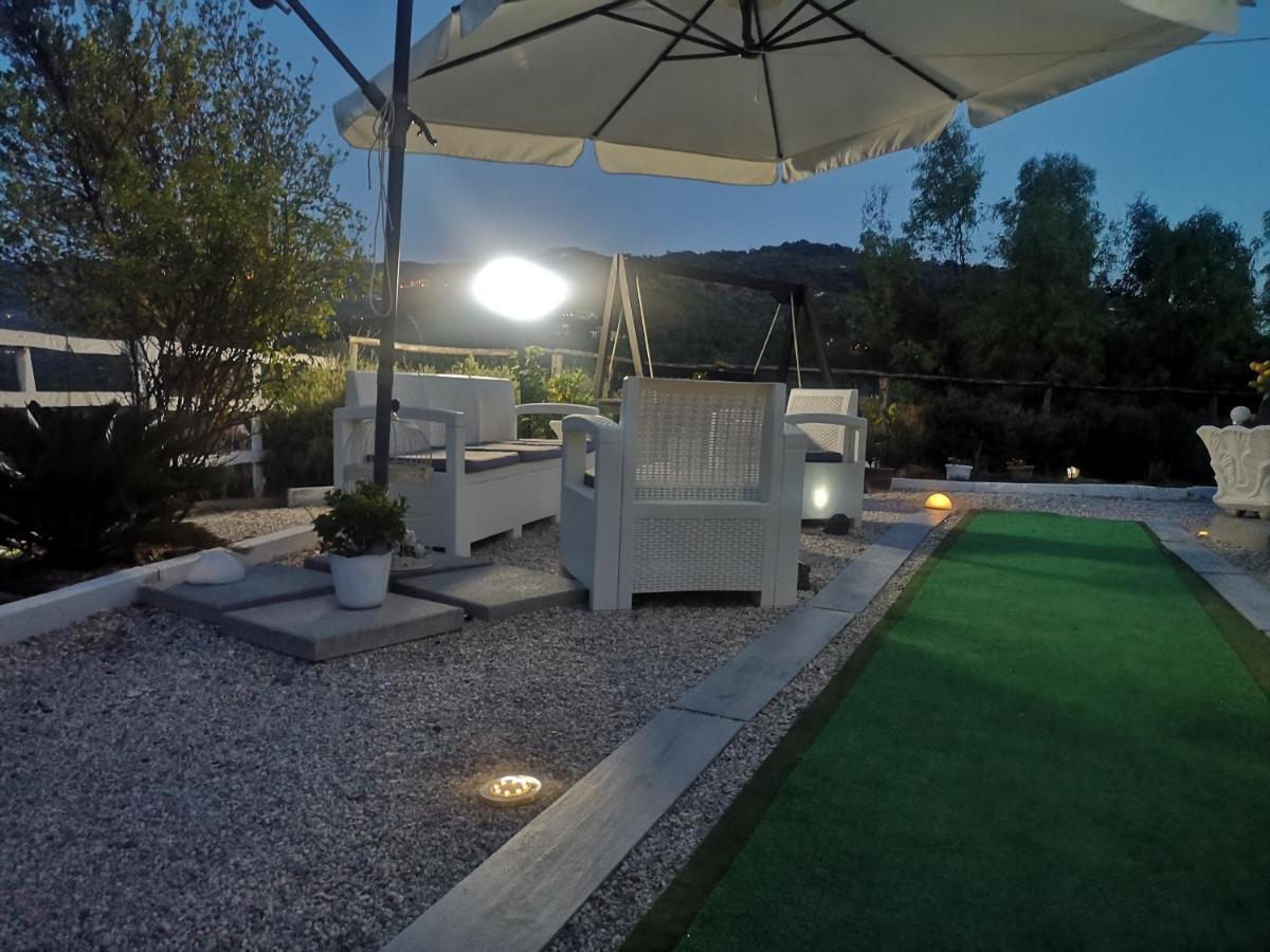 Villa Rosa อากรอโปลี ภายนอก รูปภาพ