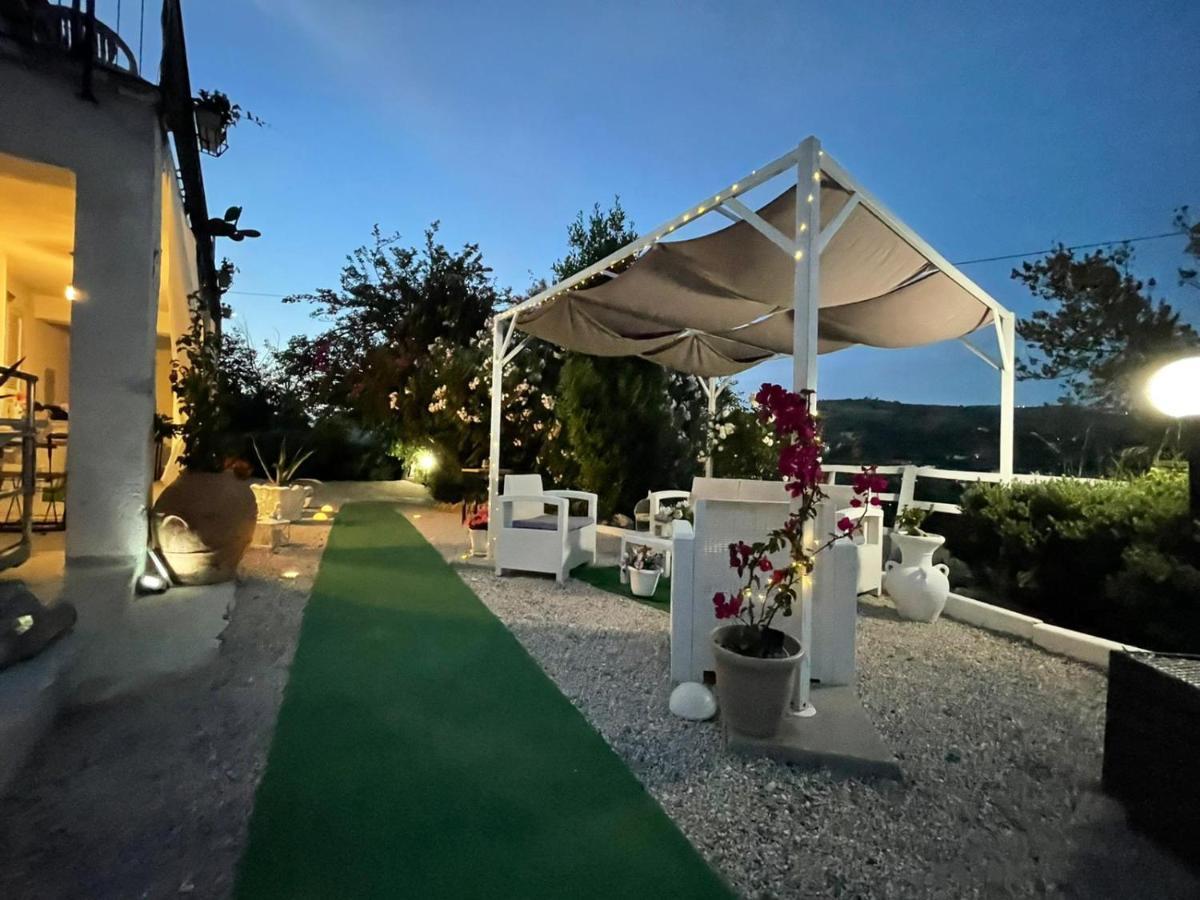 Villa Rosa อากรอโปลี ภายนอก รูปภาพ