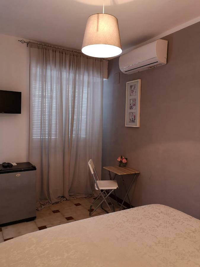 Villa Rosa อากรอโปลี ภายนอก รูปภาพ